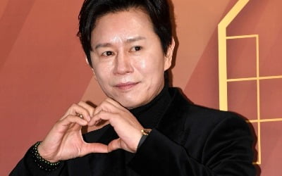 '53세 미혼' 김민종, 마침내 ♥핑크빛 소식