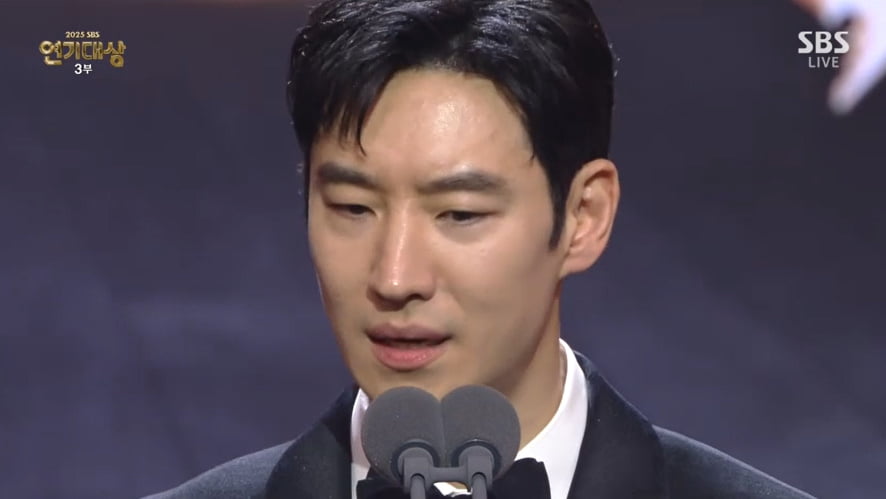 [종합] "대상 2명 줬다가 욕 먹어" 이제훈은 무슨 죄…최우수상만 8명, 공동 수상 남발에 추락한 권위 ('SBS연기대상')