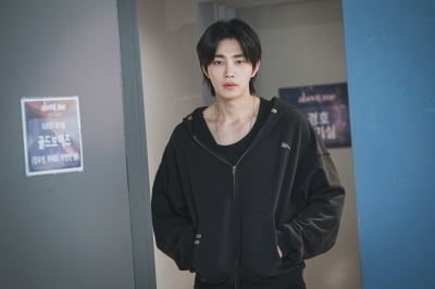 변우석 인기 노리고 2%대 시청률 찍었다…"최수영♥김재영 관계 진전될수록 흥미로워" ('아이돌')