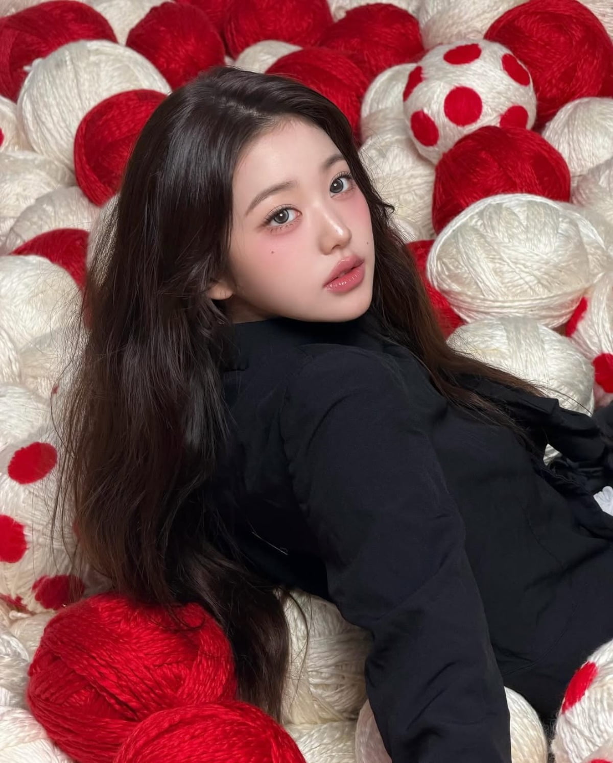 사진 = 장원영 인스타그램