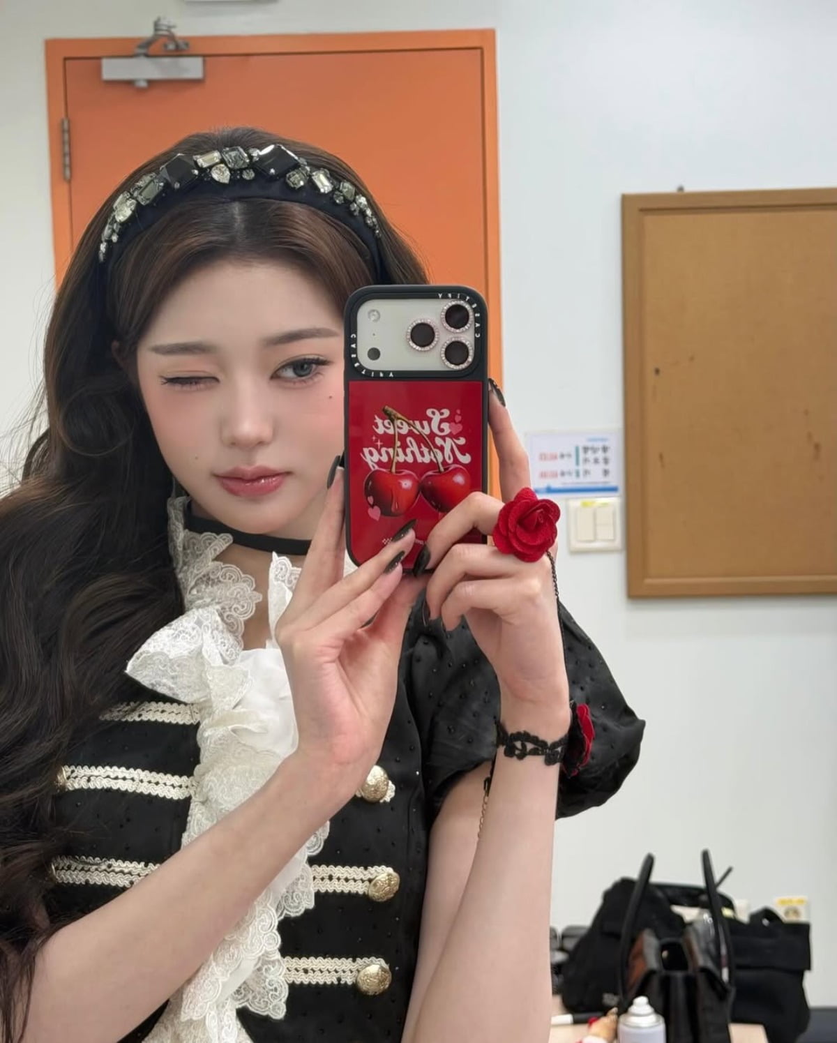 사진 = 장원영 인스타그램