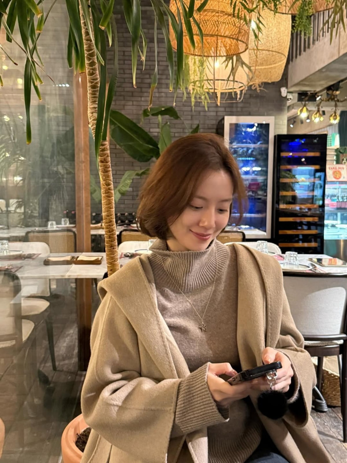 사진 = 문채원 인스타그램 