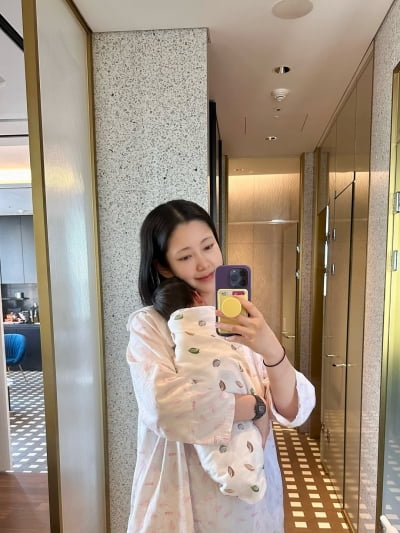 '에릭♥' 나혜미, 둘째 아들 최초 공개…"사랑해 강아지들" 애정 폭발