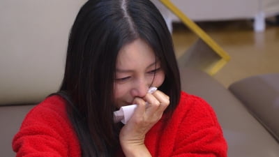 '싱글맘' 황신혜, 끝내 눈물 쏟았다…"20대로 다시 돌아가고 싶지 않아" ('같이삽시다')