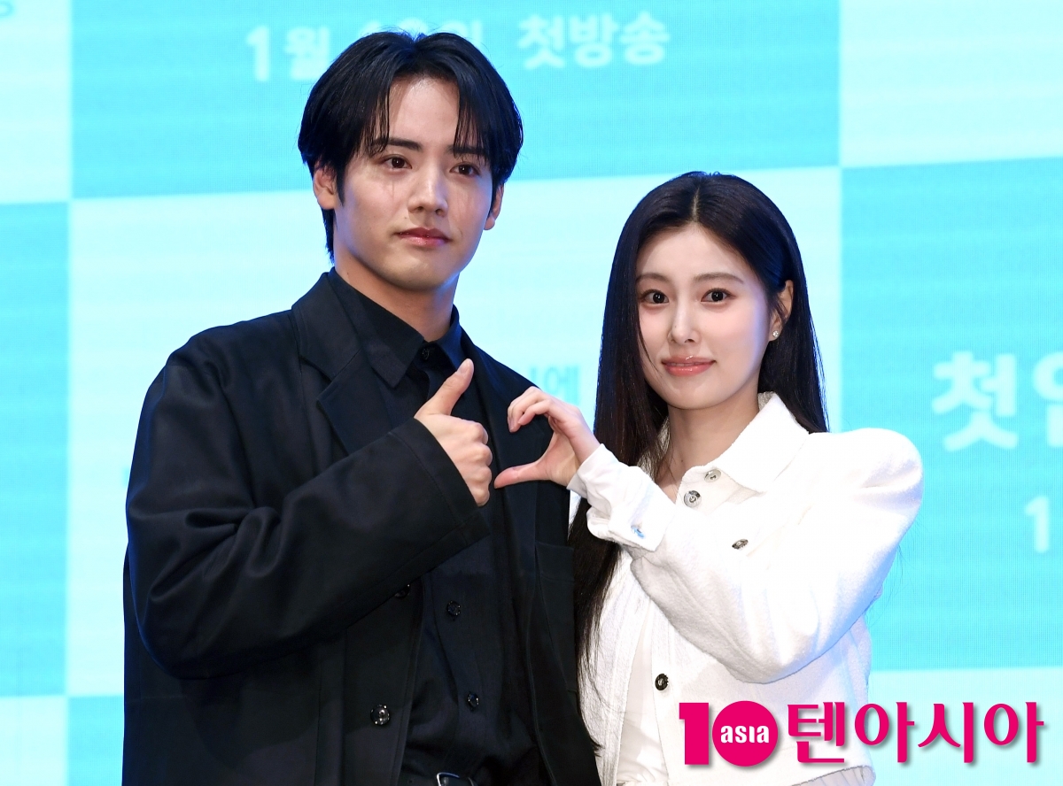 아카소 에이지-강혜원, '첫입에 반하다' 주역들[TEN포토+]