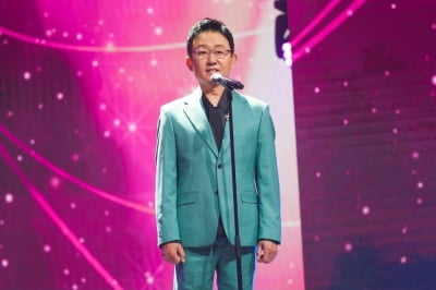 '진양혜♥' 손범수, 깜짝 사실 밝혀졌다…32년 만에 무대서 열창 "나에게 넘어오게 해달라고" ('금타는금요일')