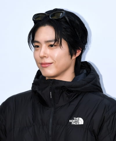 박보검, 뜻밖의 사실 밝혀졌다…이용사 국가 자격증 보유→시골 헤어샵 운영 ('보검매직컬')