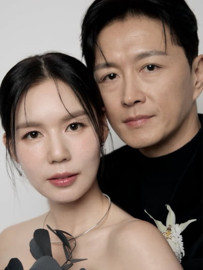 진태현, '2세 중단' 발표 후 전한 근황…'♥박시은'과 여전히 신혼 같은 화보