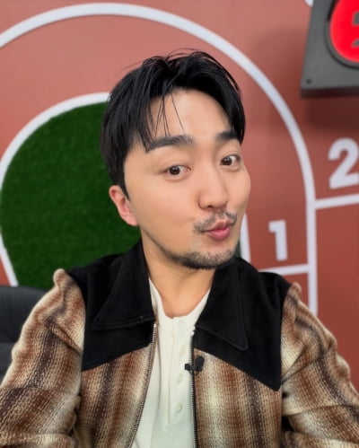 '안유정♥' 유병재, 공개 열애하더니 애교 폭발…팬들도 당황한 깜찍 셀카