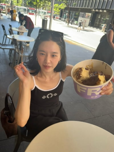 '차은우 절친녀' 박규영, 관리 어느정도 길래 물 고일듯한 쇄골…뼈말라 몸매 감탄만