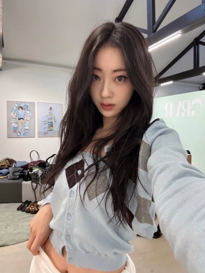 '170cm·52kg' 경리, 새해에도 여전한 여신 비주얼…인형의 현실화