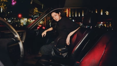 '이대 서양화 전공' 노윤서, '남주혁♥' 핑크빛 앞두고…차 안에서 뽐낸 '영화 같은 아우라'