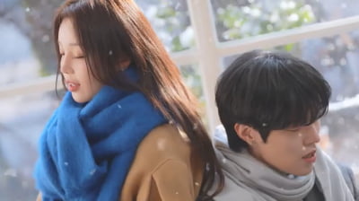 '41세' 남규리, 드디어 ♥핑크빛 소식 알렸다…'13살 연하' 슬레이와 연인 호흡 맞추며 듀엣