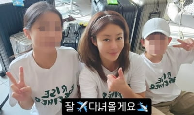 '돌돌싱' 이지현, 두 자녀 데리고 미국행…미용사 전향 6개월만