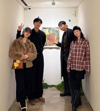 '멤버 결혼식 불참' 한선화, 5년 늦게 만난 배우들과 '더 끈끈'