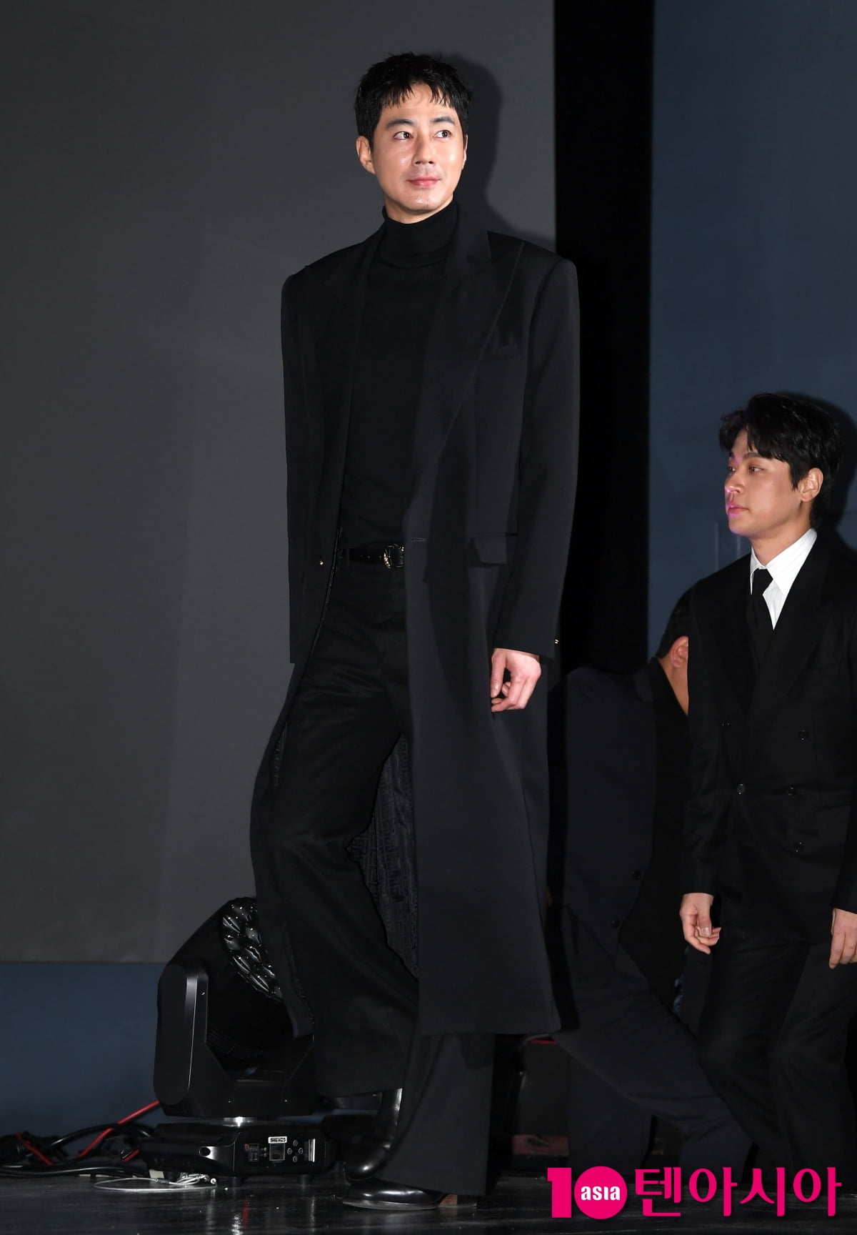 조인성, 걸어다니는 조각상[TEN포토]