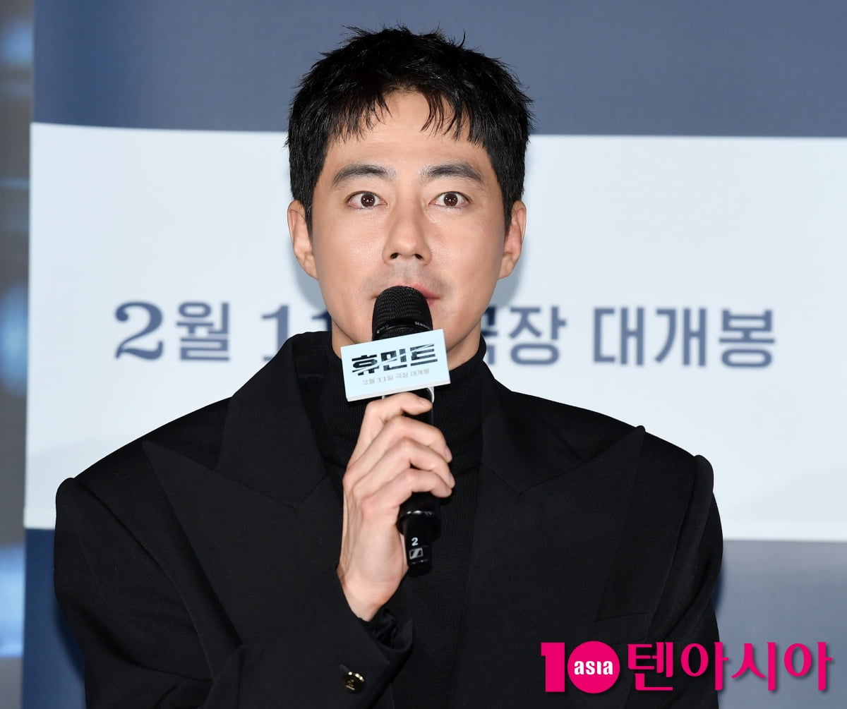 조인성, "해외 촬영 향수병 힘들었다"[TEN포토]