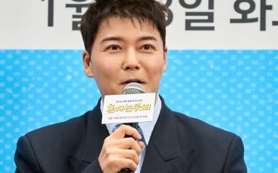 [종합] 전현무, 결국 속내 밝혔다…대상 받고 고개 숙였는데, "물불 가릴 때 아냐" ('혼자는못해')