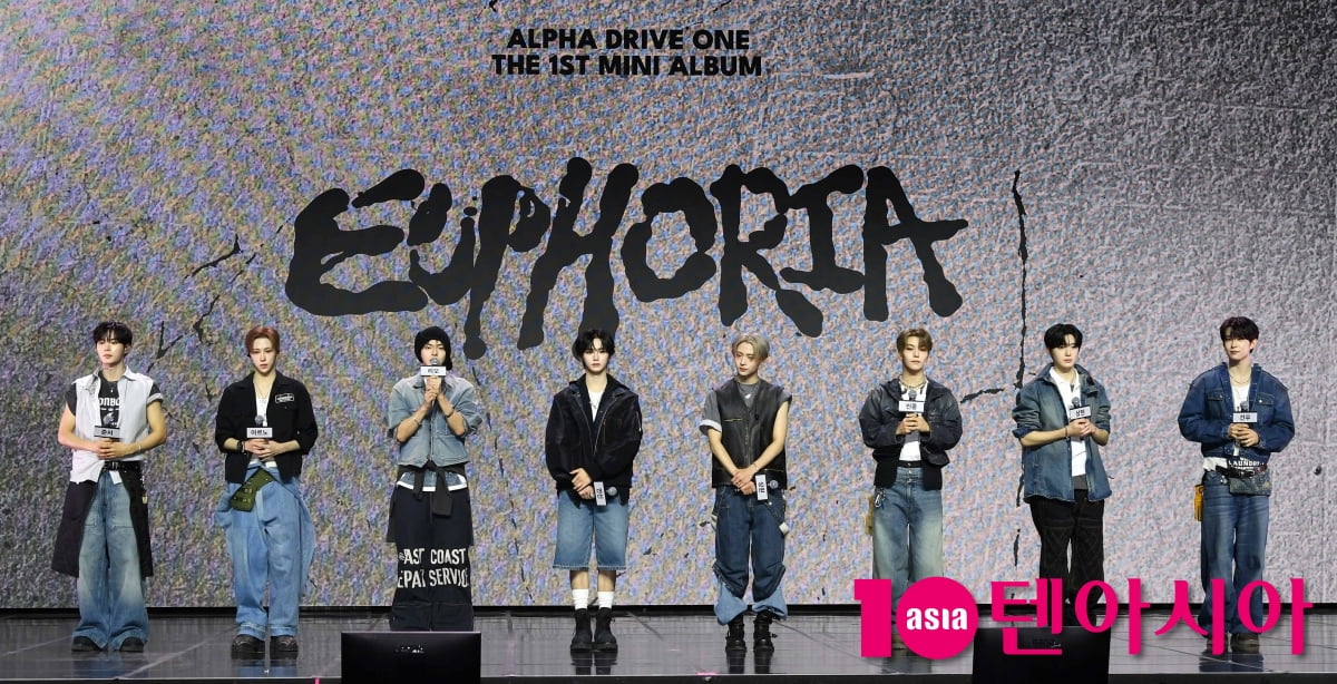알파드라이브원, 제로베이스원 계보 잇는다 [TEN포토]