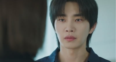 [종합] '변우석 절친' 김재영, 겹경사 터졌다…13년 차에 '범죄도시5' 캐스팅→'아이돌' 시청률 상승