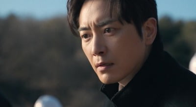 [공식] 이준혁, 로맨스 눈빛 지웠다…한지민과 ♥핑크빛 1년 만에 신혜선과 재회, 2월 13일 공개 ('레이디두아')