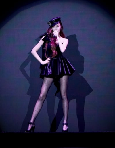 탈퇴 12년 지났는데 소녀시대 노래 열창…제시카 "모든 일 혼자 일어나지 않아"