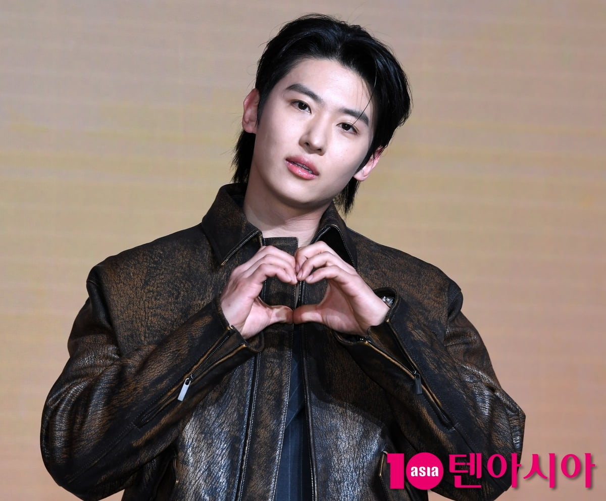 덱스, 상남자의 플러팅 하트[TEN포토+]