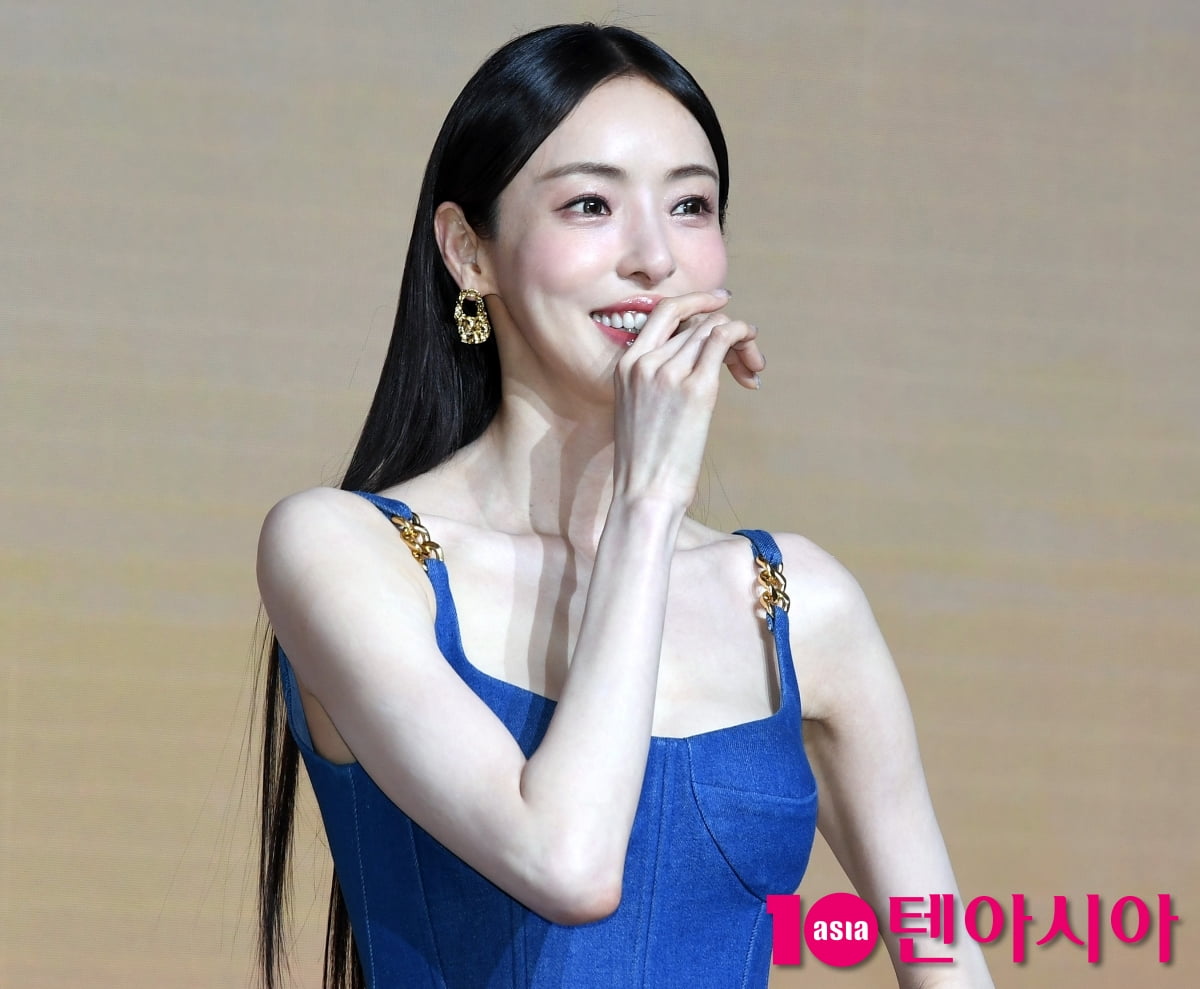 이다희, 신비감 자아내는 미소...예쁨주의보[TEN포토+]