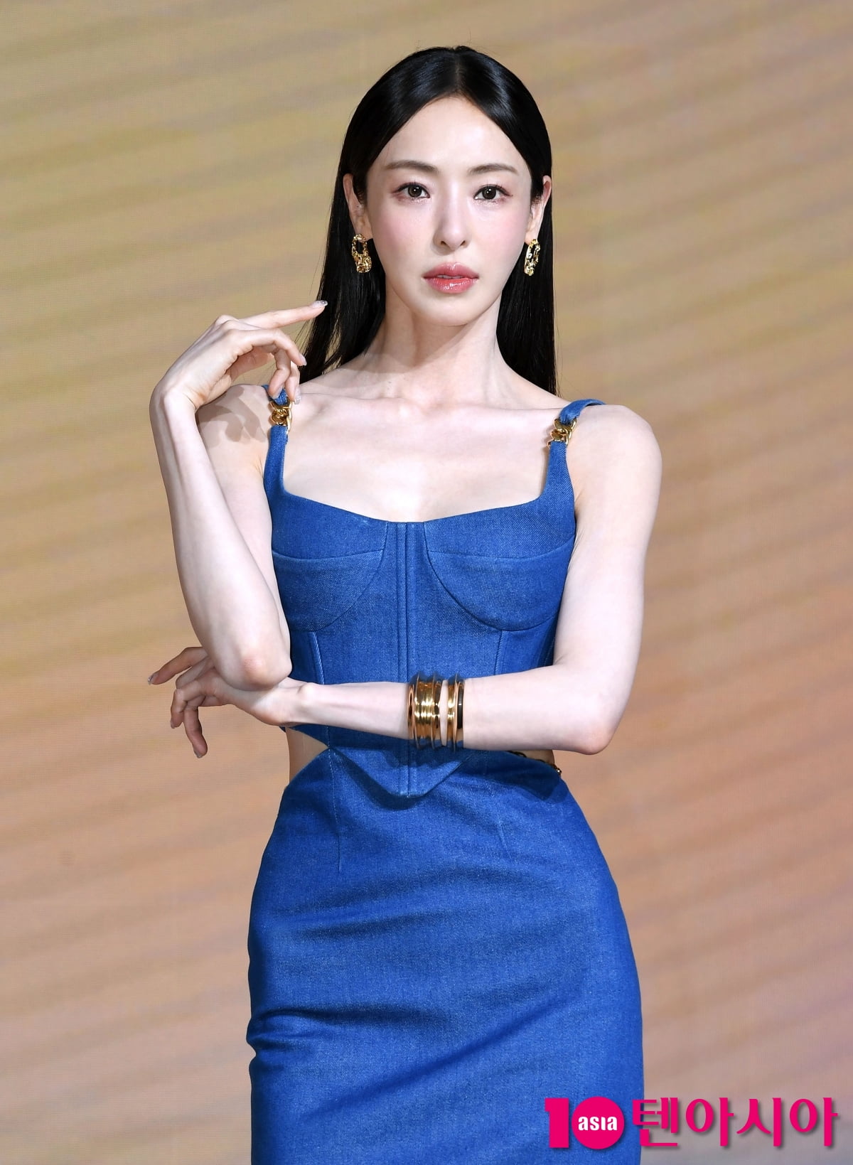 이다희, 끝내주는 비주얼에 몸매까지...이 미소에 빠져든다[TEN포토+]