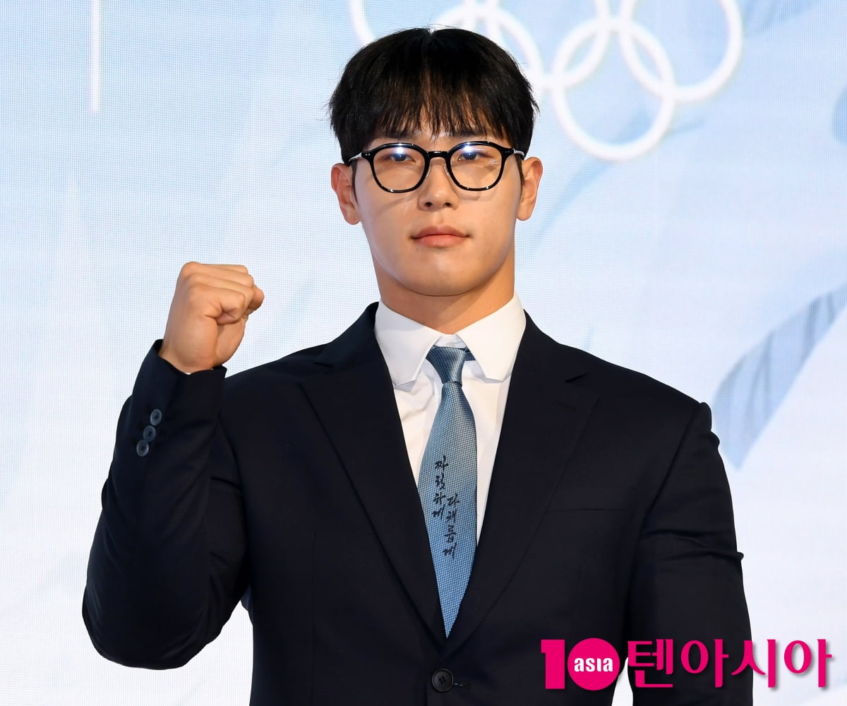 윤성빈 해설위원, 스켈레톤 힘찬 응원![TEN포토]