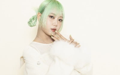 "몸 왼쪽이 다 마비"…맵시 케케, 다발성 경화증 딛고 걸그룹 데뷔한 사연 [인터뷰②]