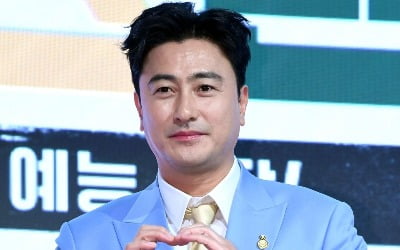 '이혜원♥' 안정환, 딸 뉴욕대 졸업한다…"이상한 남자랑 결혼할까 걱정" ('아빠하고')[종합]