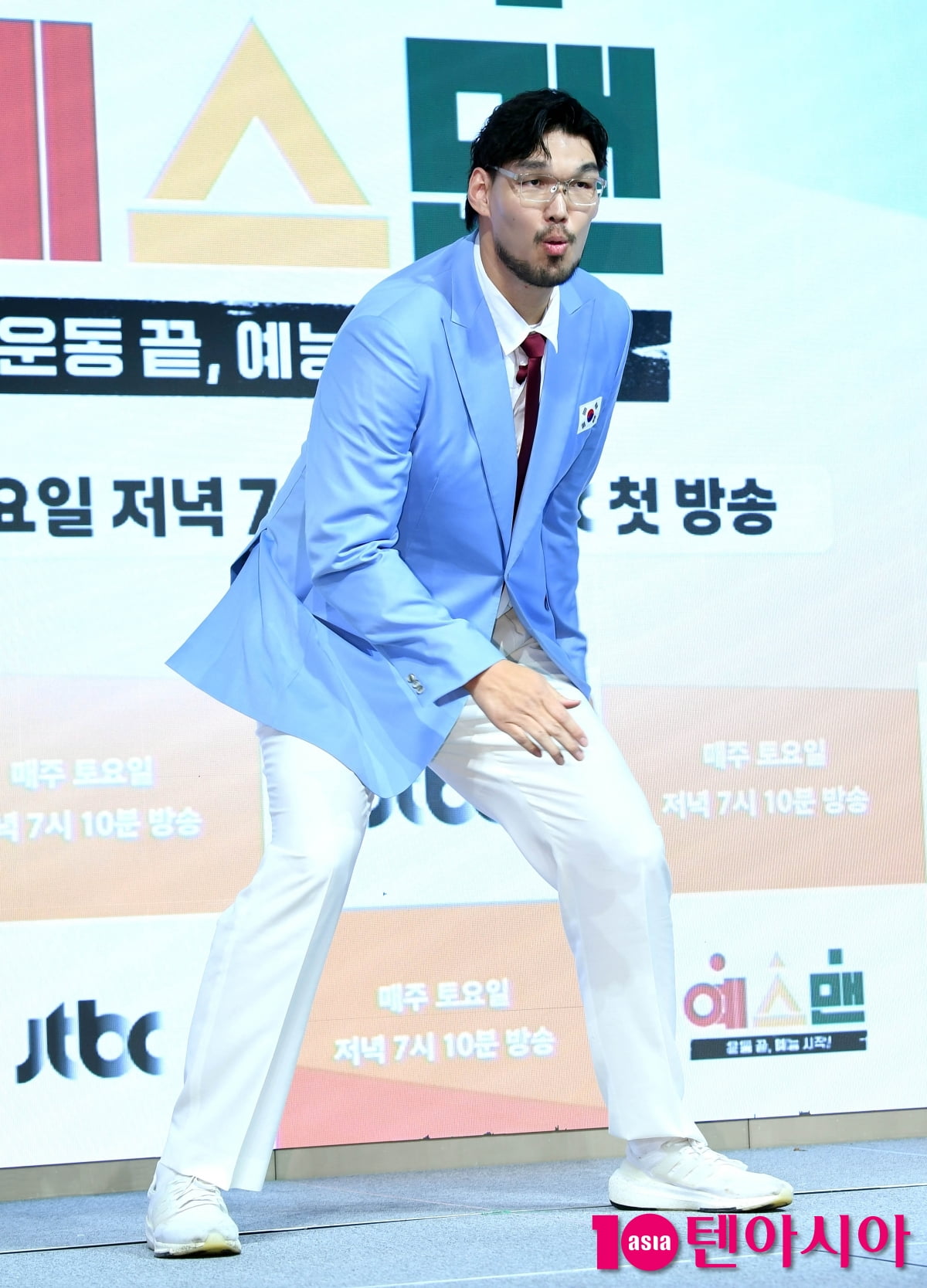 하승진, 어마어마한 문짝남[TEN포토+]