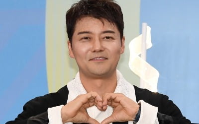 '48세' 전현무 열애 폭로 당했다…연예계 절친이 증언 "여자에게 인기 많아, 결혼 기회도" ('사당귀')