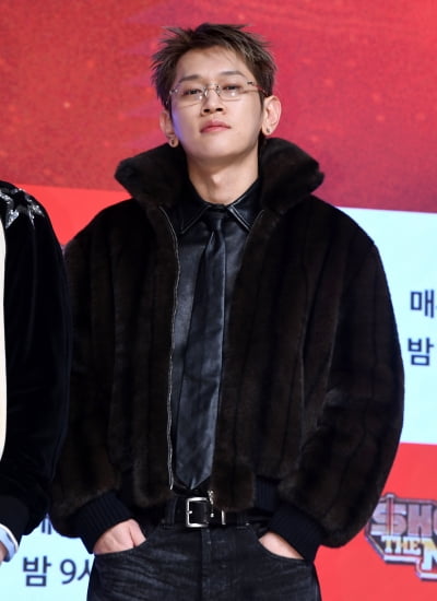 크러쉬, 쇼미 심사 첫 도전 열심히[TEN포토+]