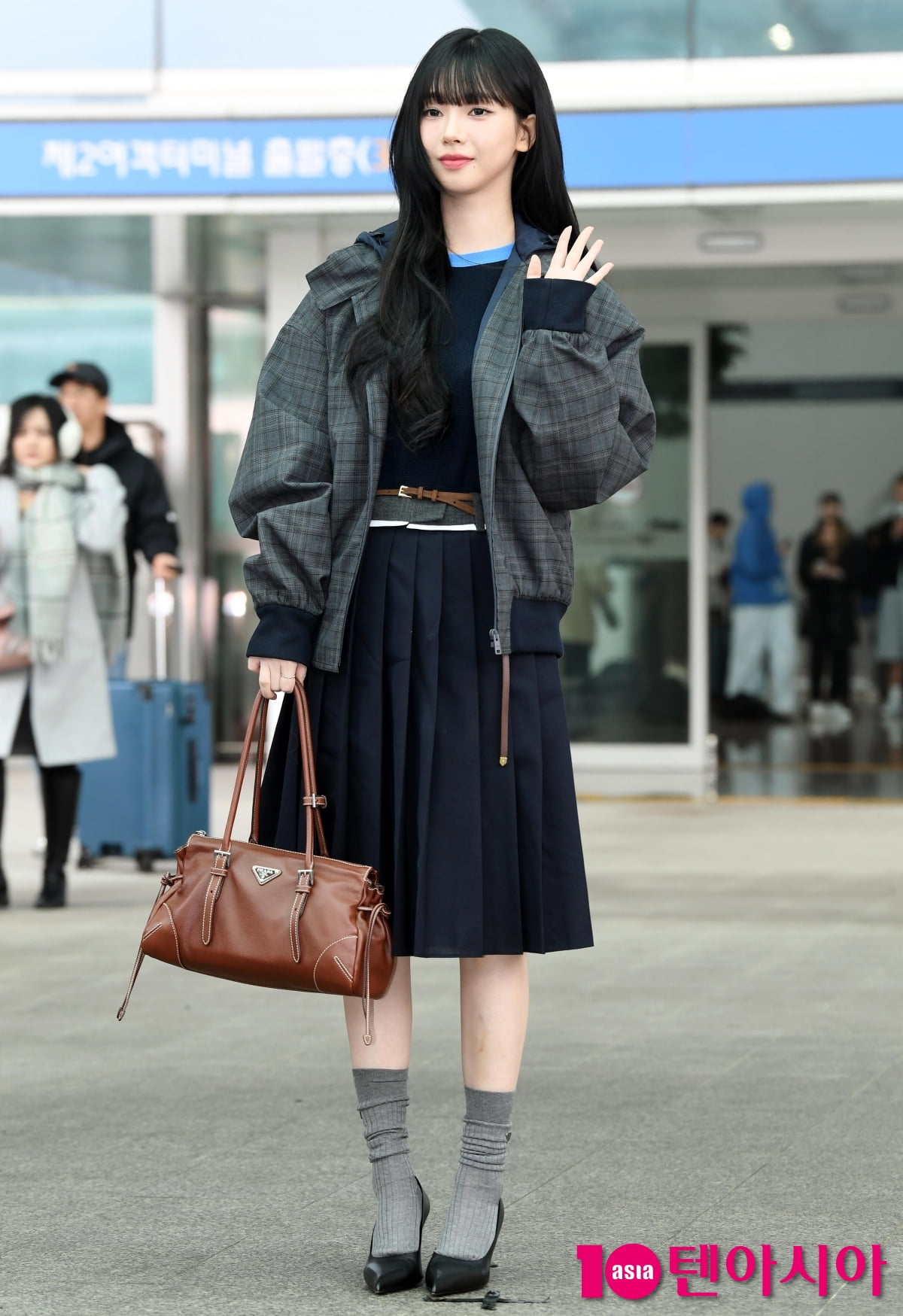 에스파 카리나, 인형이랑 붕어빵...여친짤의 정석[TEN포토+]