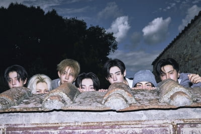 엔하이픈, 미니 7집 주간 음반차트 1위…발매 당일에만 165만장 팔았다