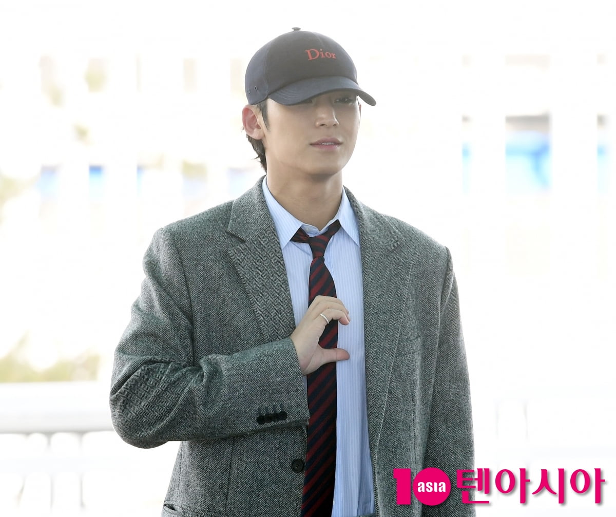 세븐틴 민규, 겨울한파도 질투하는 외모...매력적인 미소[TEN포토+]