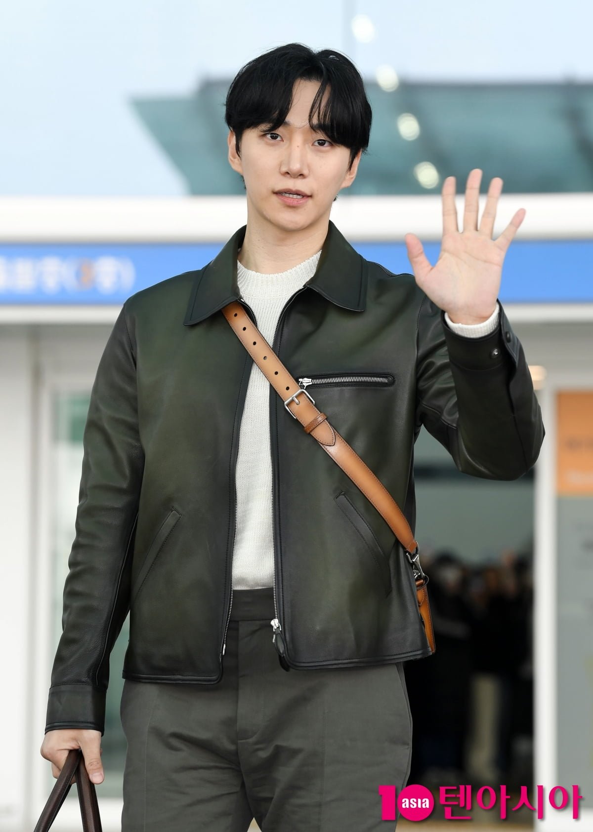 이준호, 눈빛 하나로 팬심올킬...훈남의 인사[TEN포토+]