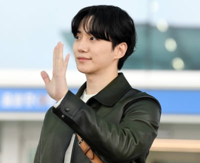 이준호, 눈빛 하나로 팬심올킬...훈남의 인사[TEN포토+]