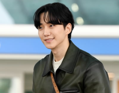이준호, 편안함과 스타일 모두 챙긴 공항패션...사랑스러운 미소[TEN포토+]