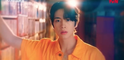 '고소영 소속사' 신예 남배우, 얼마나 잘생겼나 봤더니…재벌 3세役 걸맞는 비주얼 ('미쓰홍')