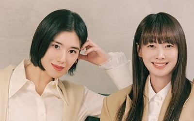 이나영, 정은채와 특별한 관계 밝혀졌다…동료애 넘어 상처 보듬고 진실 좇는 서로의 동력 ('아너')