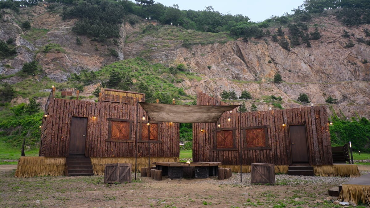 역대급 수위라더니…덱스도 경악했다, 야외서 파격 스킨십 "미친 시즌" ('솔로지옥5') 
