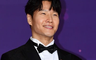 [공식] '49세 새신랑' 김종국, 마침내 떠난다…계획 없이 결정, 1살 연상남과 동행 ('상남자의여행법')