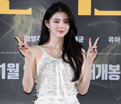 한소희, 타투 싹 지웠다…"굉장히 아파, 드레스 입어야 하니까"('프로젝트 Y') [인터뷰③]