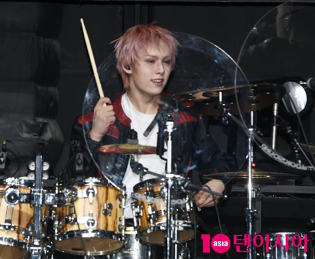 에이엠피 크루, 화려한 드럼 연주[TEN포토]