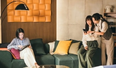 역대급 캐스팅 극찬 쏟아졌다…"이나영·정은채·이청아를 친구로 볼 수 있는 선택 탁월해" ('아너')