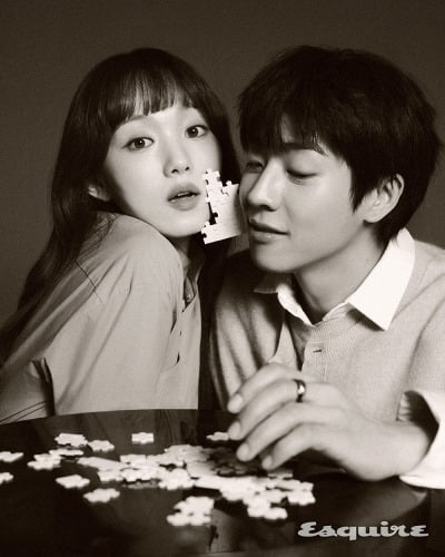 이성경, 3살 연하 남배우와 초밀착 ♥스킨십…"MBTI 천상의 궁합, ENFJ인 내가 INFJ 건드려"