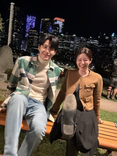 고윤정, '10살 연상' 김선호와 ♥핑크빛 찍더니…실제 케미도 '폭발'한 귀여운 비주얼